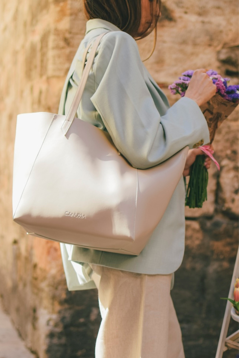 Bolso vegano versátil - color stone