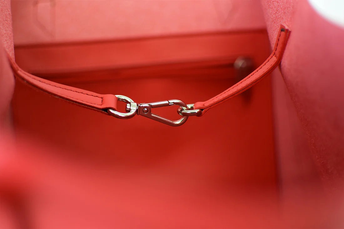 Bolso vegano, color cherry elegante