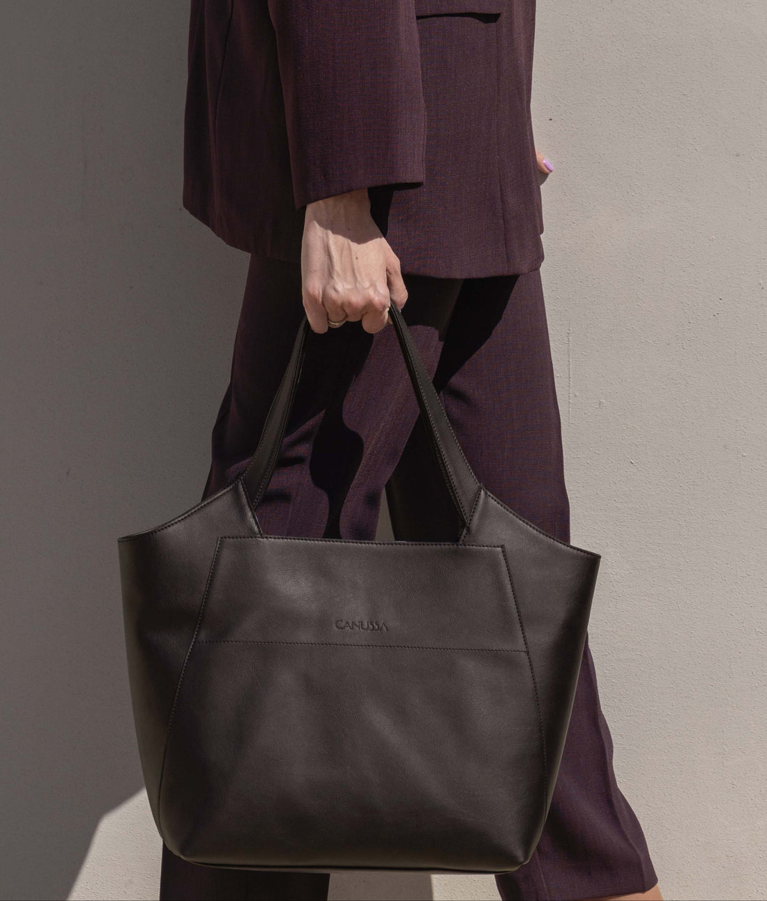 Sholder business woman bag - chocolate color