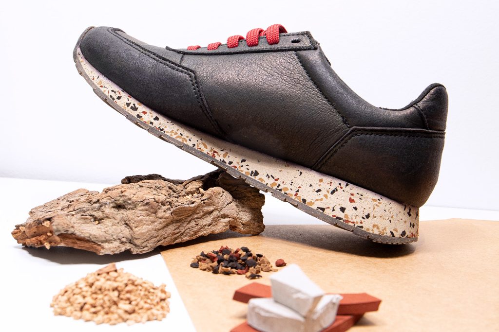 Sneaker made from waste by Canussa + El Naturalista