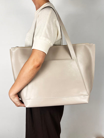 City Shopper - Pierre